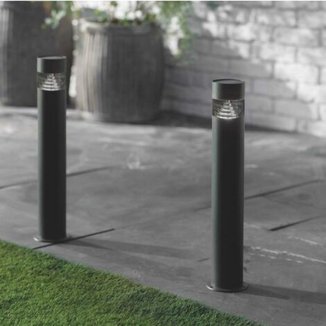 solar powered bollard