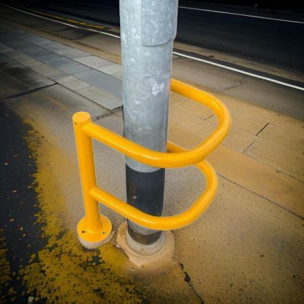 Twin Rail Lamp Post Protector 