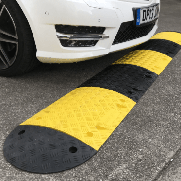 Comprehensive Guide to Speed Bump Regulations in the UK